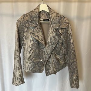 Vici collection snake print jacket